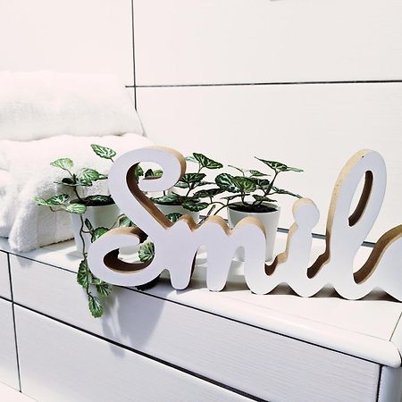 Doma-Lu Apartment-Near Airport And Highway- Free Parking Velika Mlaka المظهر الخارجي الصورة
