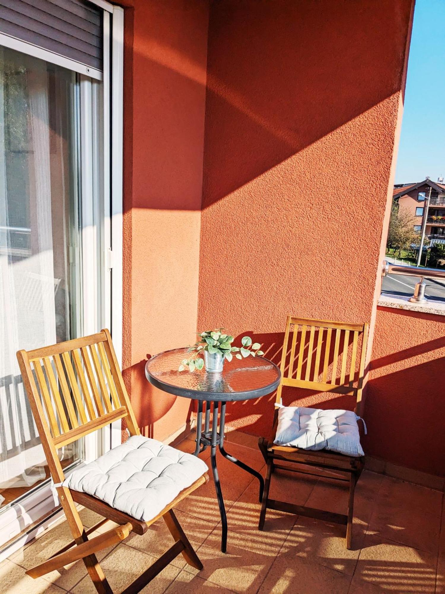 Doma-Lu Apartment-Near Airport And Highway- Free Parking Velika Mlaka المظهر الخارجي الصورة